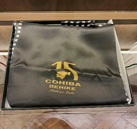 Bufanda Cohiba BHK 15 Aniversario