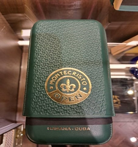 Purera de Piel Montecristo Open Ajustable 3 puros